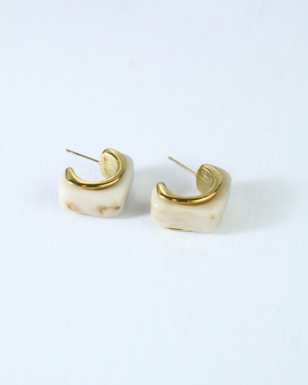Aura Nacar Hoops