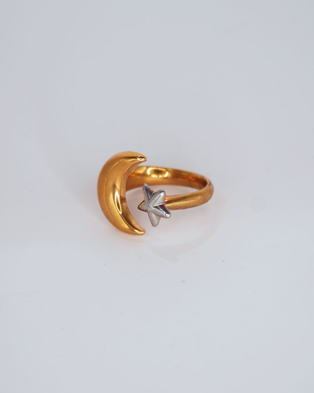 Ivanna Ring