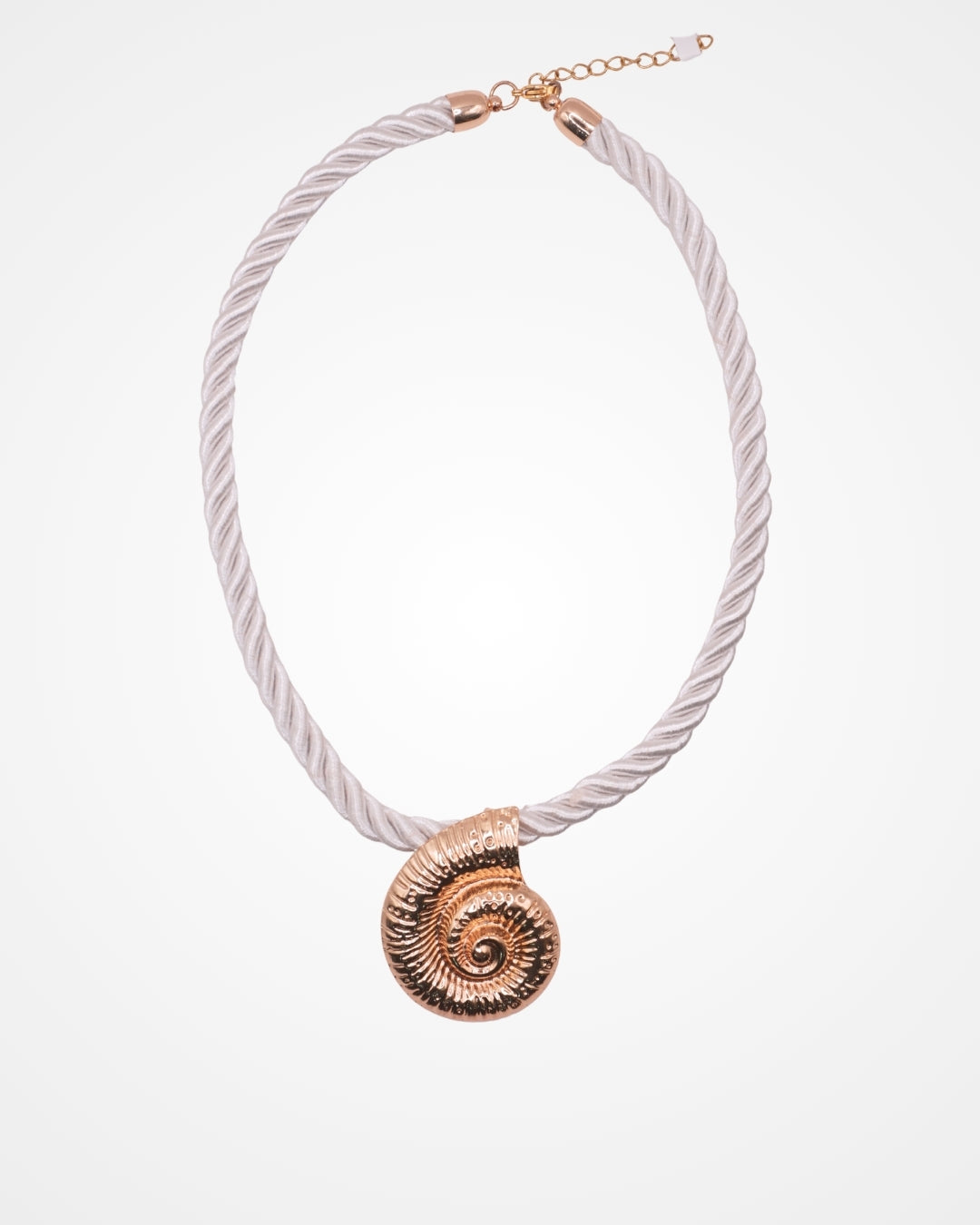 Caracola Necklace