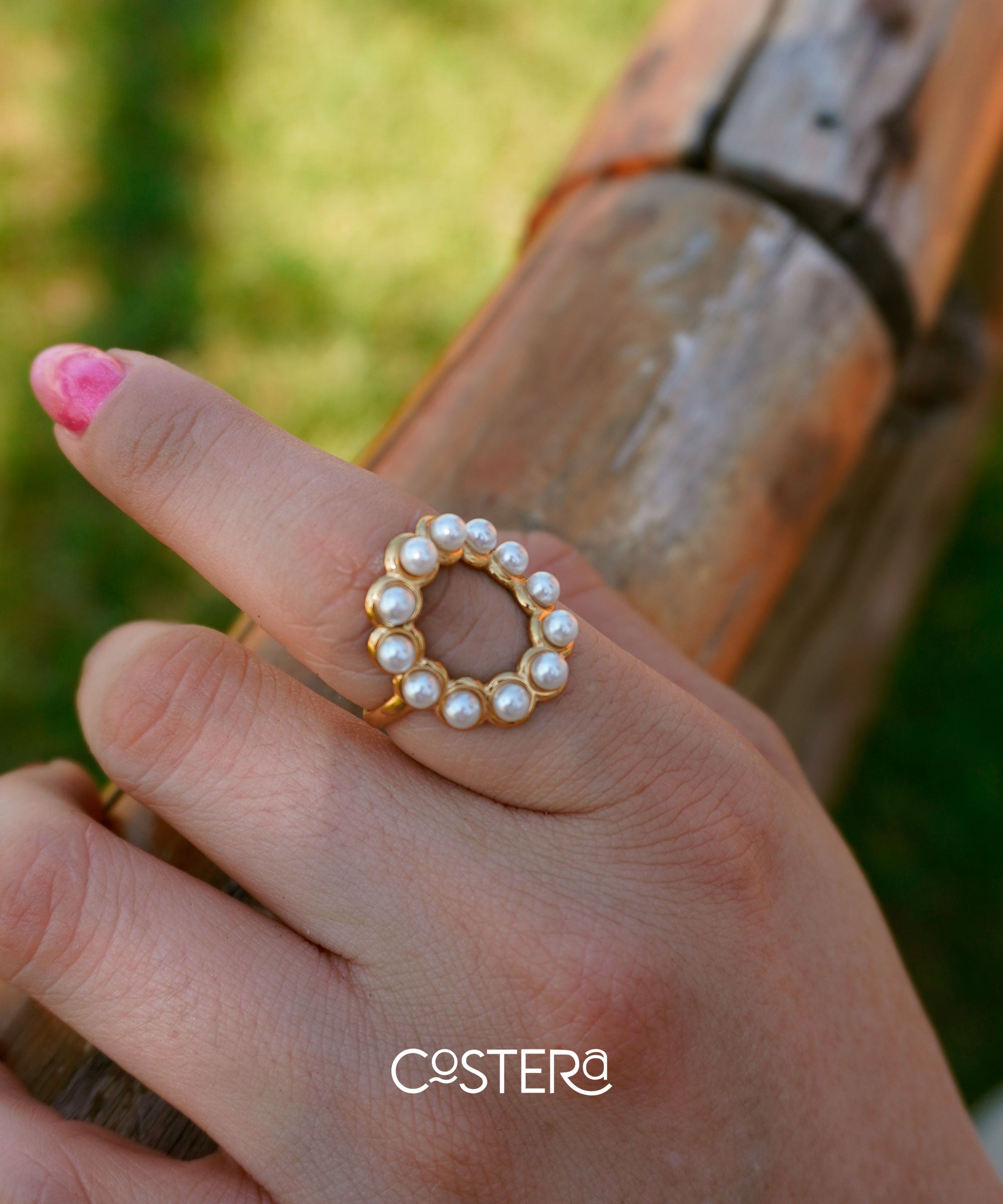 Daisy ring